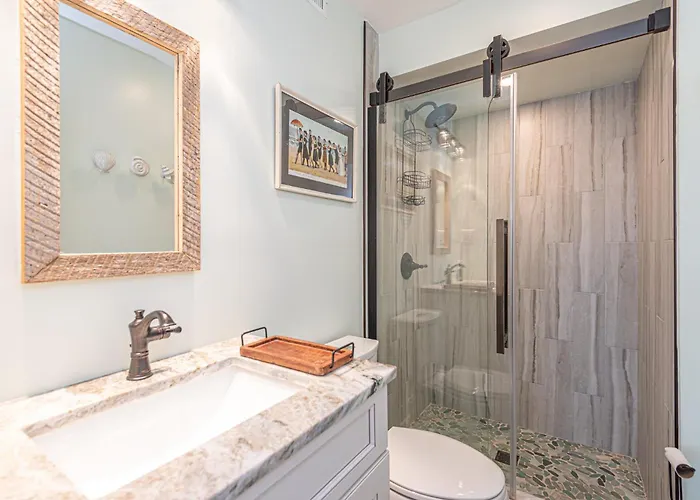 2 Bedroom Bayfront With Pool! * Ocean City