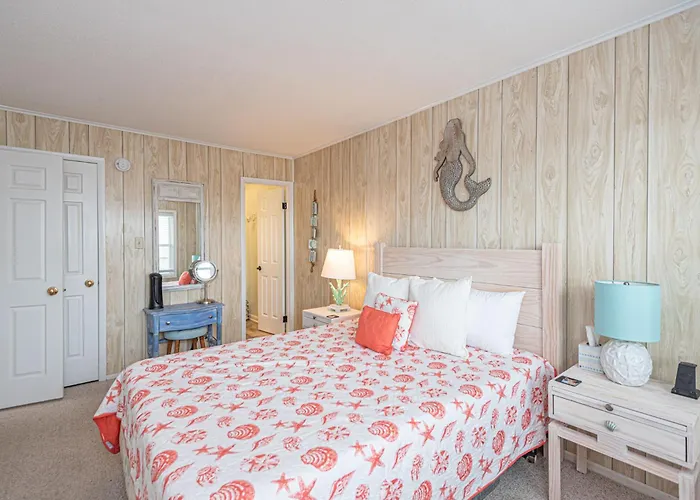 2 Bedroom Bayfront With Pool! Ocean City